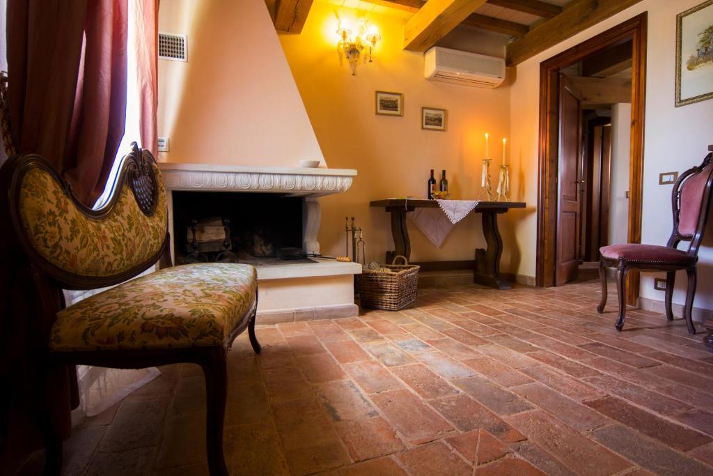 Mons Major Relais Montemaggiore al Metauro Exterior foto